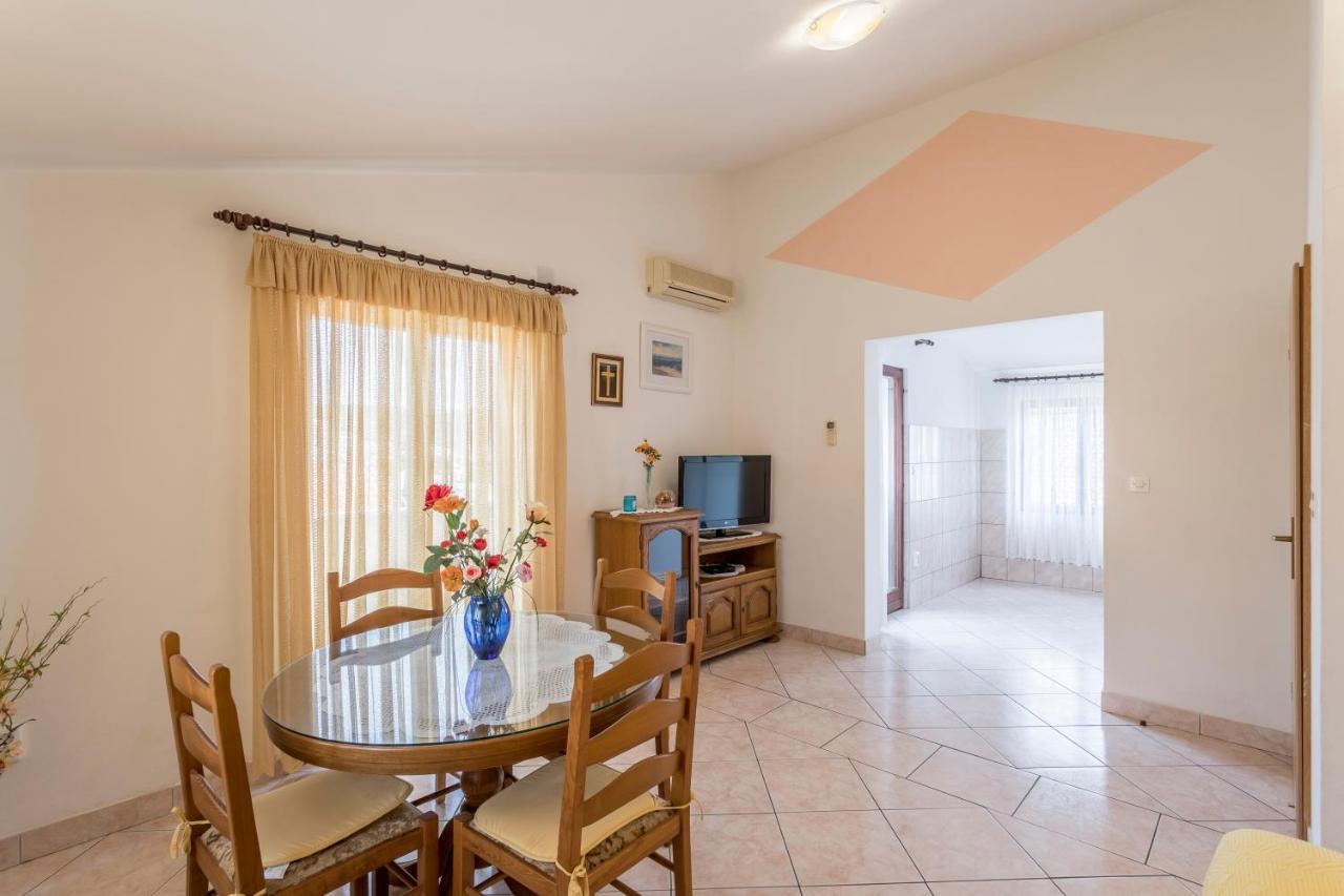 Apartmani Prkacin Trogir Eksteriør billede